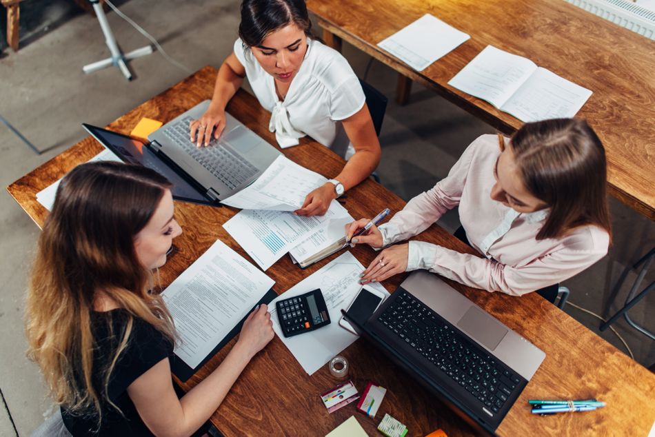 Service administratif d'une entreprise structurée
